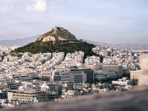 Comment investir dans l&rsquo;immobilier en Grèce en 2026 ?